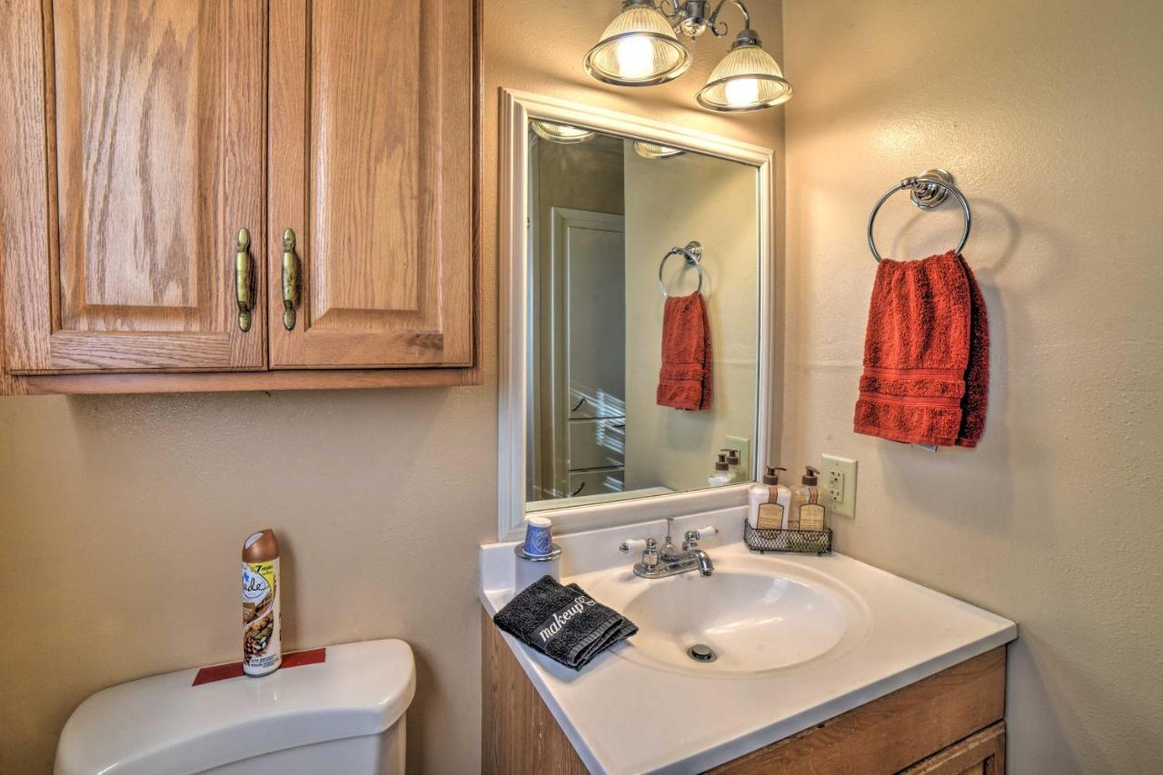 8 Blocks To Main St And Wineries Holiday home *